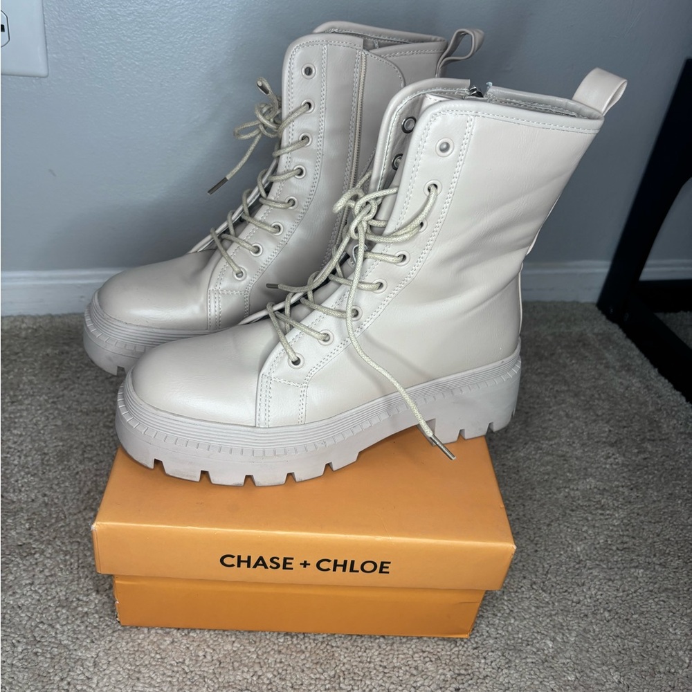Chase + Chloe Women's Off-White Combat Boots